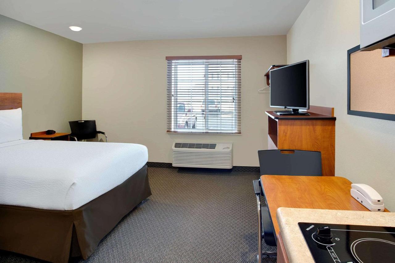 Woodspring Suites Columbus North I-270 Bagian luar foto