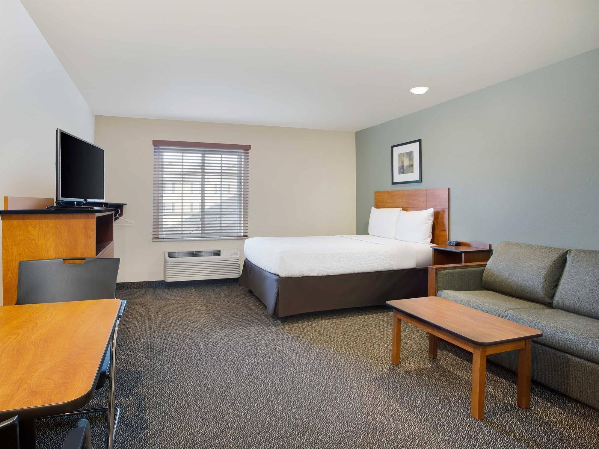 Woodspring Suites Columbus North I-270 Bagian luar foto